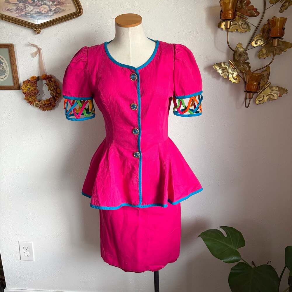 Vintage 1980s Jeanne Marc Hot Pink Top Skirt Suit XS